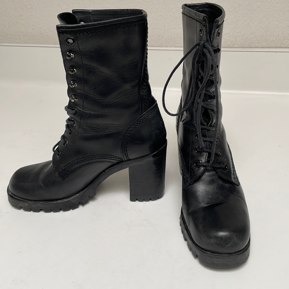 Guess lace up boots